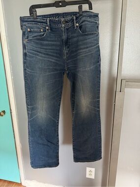 American Eagle Outfitters Men's Faded Blue Original Bootcut Jeans